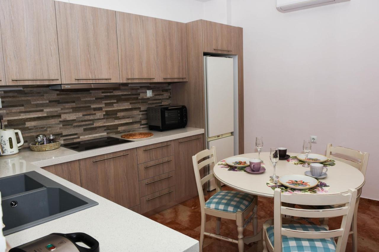 Ellis House Apartment Agrinio Luaran gambar